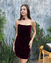 Load image into Gallery viewer, Velvet corset burgundy dress