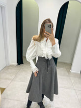 Load image into Gallery viewer, Fitted grey midi skirt