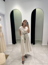 Load image into Gallery viewer, Linen midi dress