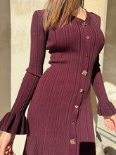 Load image into Gallery viewer, Burgundy midi ribbed dress