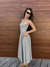 Load image into Gallery viewer, Khaki midi dress